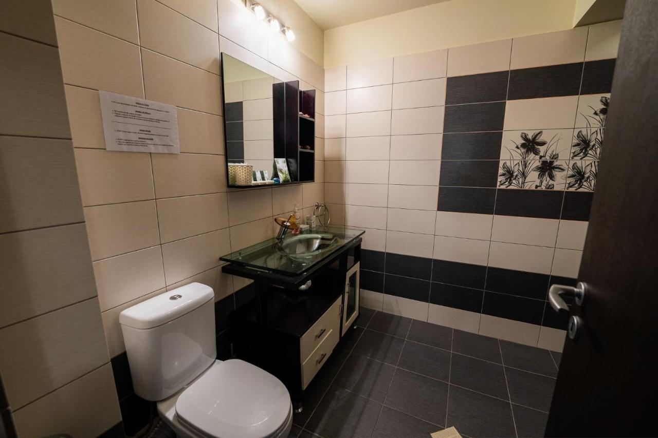 Quiet 3-Room Apt - 2 Parking Spaces - 5 Min Bus Floreşti Buitenkant foto