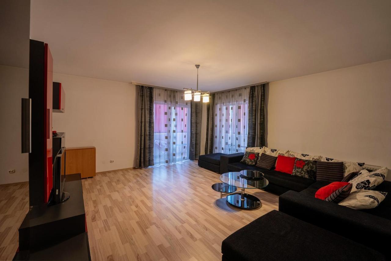 Quiet 3-Room Apt - 2 Parking Spaces - 5 Min Bus Floreşti Buitenkant foto