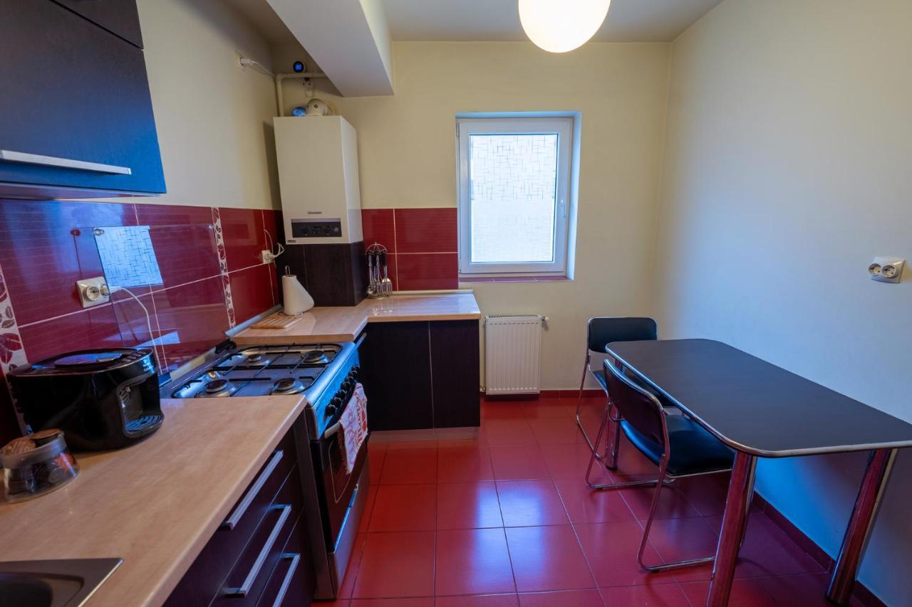 Quiet 3-Room Apt - 2 Parking Spaces - 5 Min Bus Floreşti Buitenkant foto